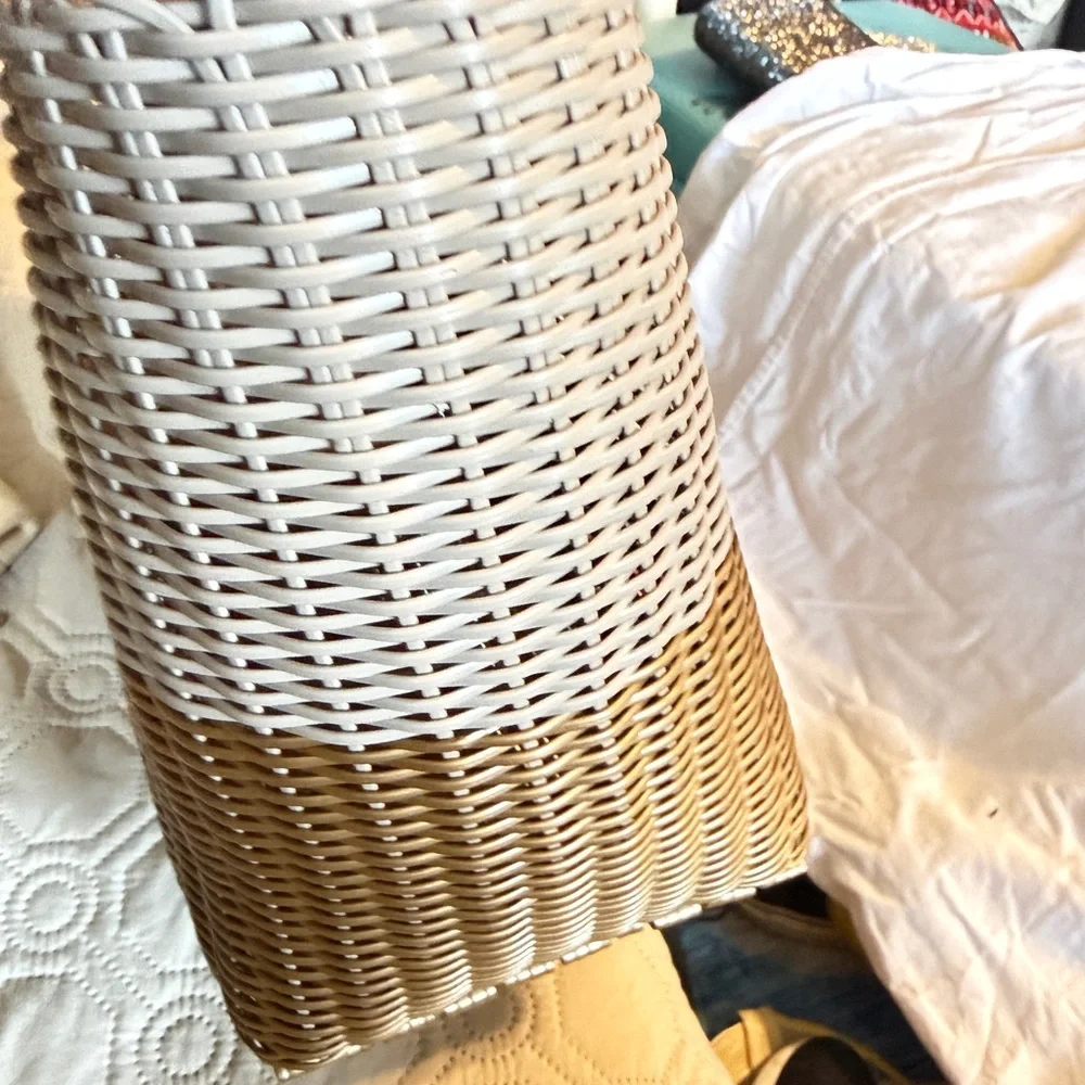 Handmade Guatemalan Woven Straw Tote Bag Wood Handles | Neutral Summer Bag NWOT - Picture 10 of 11